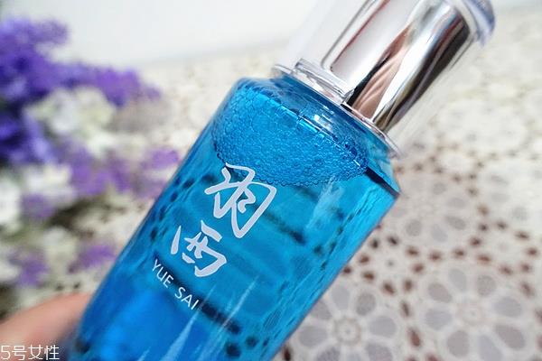 爽肤水和化妆水有什么区别 不同肤质选用指南 爽肤水和化妆水有什么区别 不同肤质选用指南