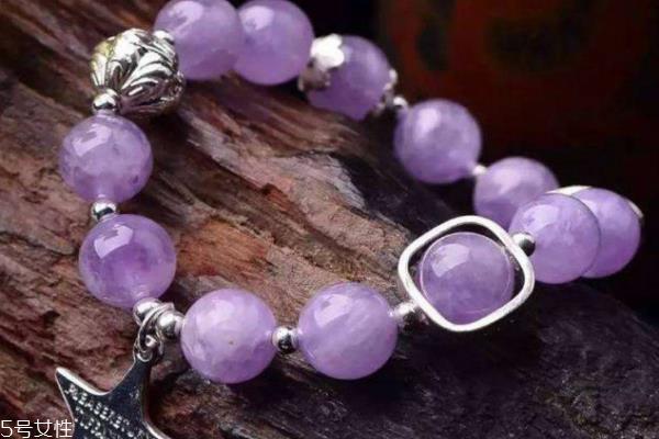 紫水晶手链一般多少颗 有这些讲究