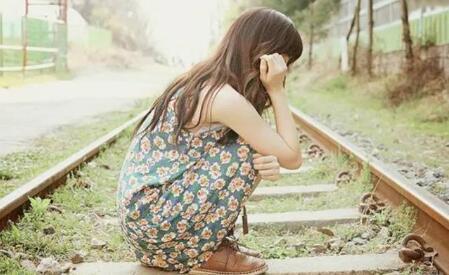 女生嫌我矮该怎么回复她才能化解尴尬?