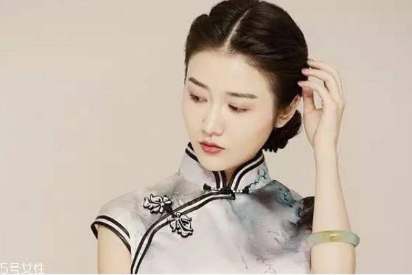 旗袍妆眼影画法 旗袍妆容教程 旗袍妆眼影画法 旗袍妆容教程