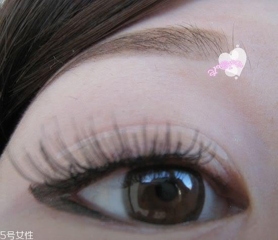 双眼皮贴哪个牌子好?双眼皮贴这样贴最好看 双眼皮贴哪个牌子好?双眼皮贴这样贴最好看