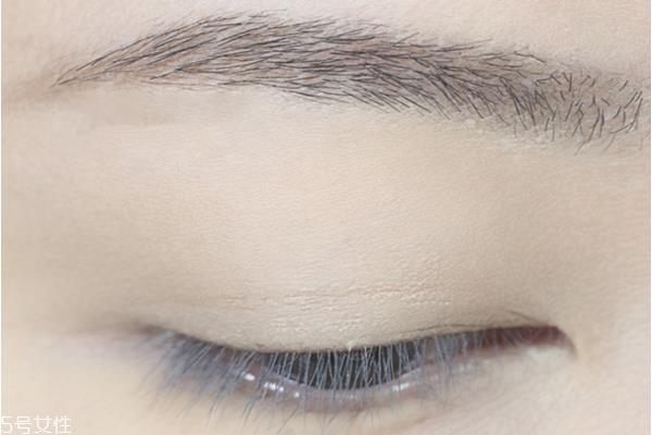 眉笔眉粉二合一怎么用 眉笔眉粉二合一更便捷