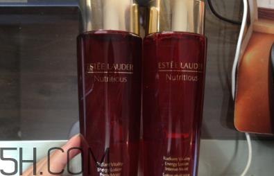 雅诗兰黛红石榴系列哪个好?雅诗兰黛红石榴水真假对比图 雅诗兰黛红石榴系列哪个好?雅诗兰黛红石榴水真假对比图