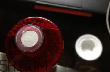 雅诗兰黛红石榴系列哪个好?雅诗兰黛红石榴水真假对比图 雅诗兰黛红石榴系列哪个好?雅诗兰黛红石榴水真假对比图