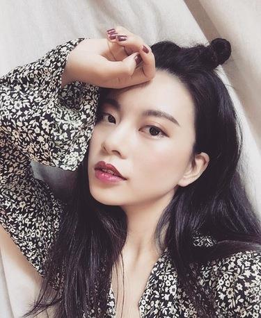 弯眉怎么画 欧美范弯眉的画法