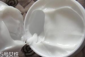 果酸面霜哪些人不能用?一天用2次没问题 果酸面霜哪些人不能用?一天用2次没问题