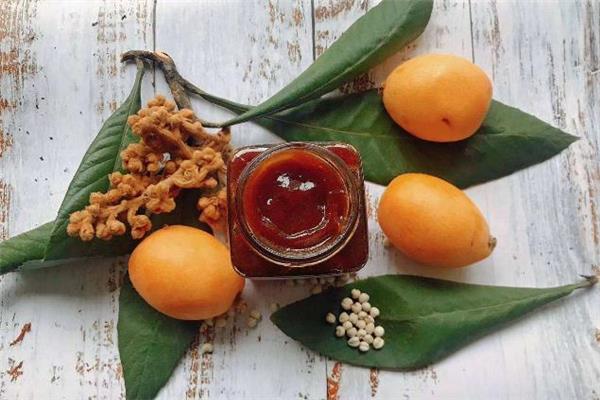 枇杷膏可以带上飞机吗 枇杷膏能托运吗 枇杷膏可以带上飞机吗 枇杷膏能托运吗