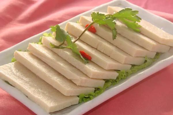 冻豆腐对男人有什么好处 冻豆腐可以油炸吗 冻豆腐对男人有什么好处 冻豆腐可以油炸吗