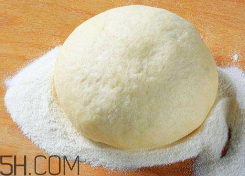 一斤发面放多少苏打粉 一斤发面放多少碱 