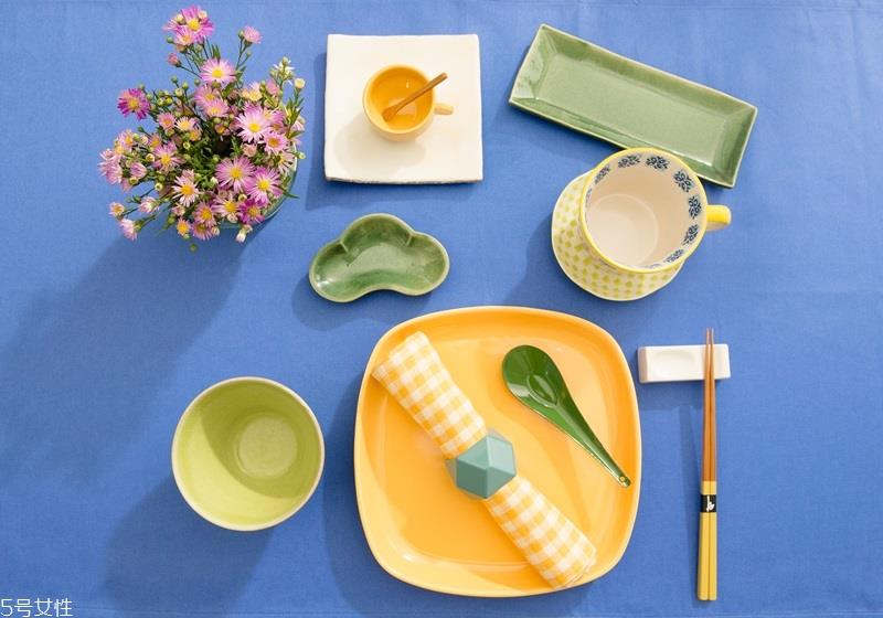 餐桌装饰布置图片 餐桌布置的4大重点 餐桌装饰布置图片 餐桌布置的4大重点