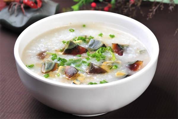 减肥期间能吃皮蛋瘦肉粥吗 皮蛋瘦肉粥可以减肥吗 减肥期间能吃皮蛋瘦肉粥吗 皮蛋瘦肉粥可以减肥吗