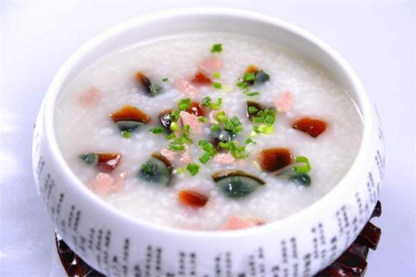 减肥期间能吃皮蛋瘦肉粥吗 皮蛋瘦肉粥可以减肥吗 减肥期间能吃皮蛋瘦肉粥吗 皮蛋瘦肉粥可以减肥吗