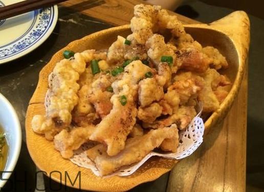 炸酥肉是用面粉还是淀粉?炸好的酥肉怎么煮好吃 炸酥肉是用面粉还是淀粉?炸好的酥肉怎么煮好吃