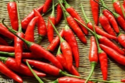 ​红椒是什么椒呢 红椒有什么作用呢