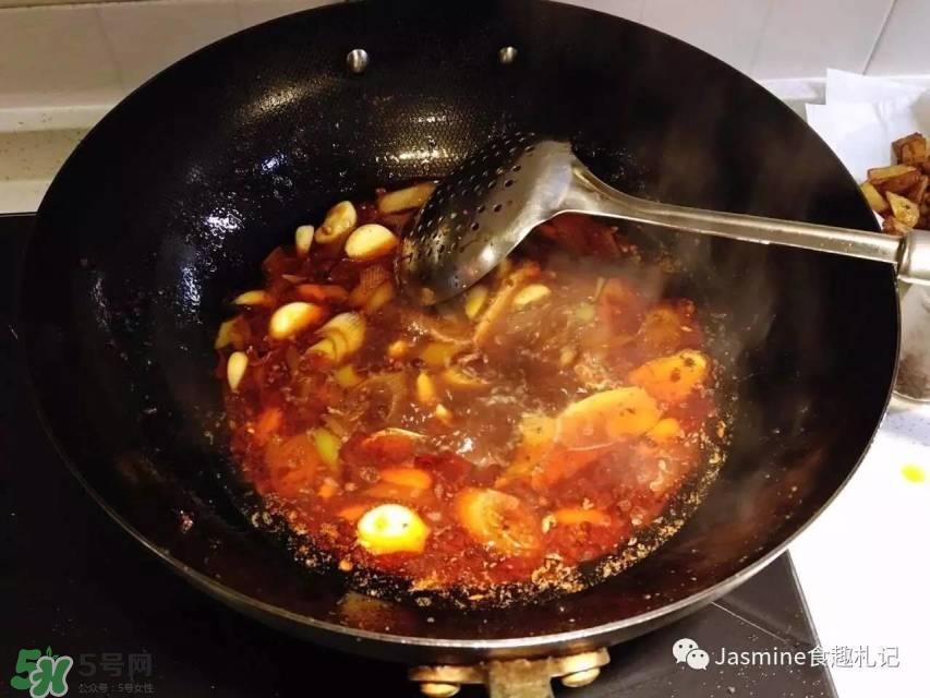 烤鱼在家怎么做最好吃 自己在家怎么做烤鱼