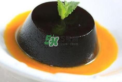 龟苓膏男人能吃吗?龟苓膏吃多了会怎么样 龟苓膏男人能吃吗?龟苓膏吃多了会怎么样