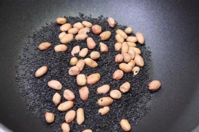 ​芝麻炒多久才算熟 芝麻炒熟了能保存多久