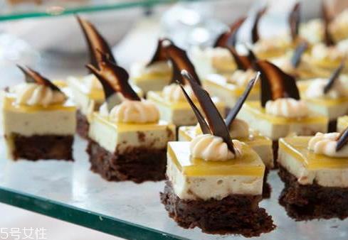 奶酪蛋糕用什么奶酪 奶酪蛋糕的口感