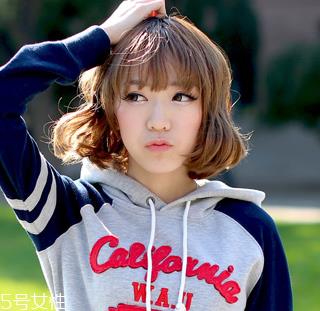 齐腮短发怎么扎丸子头 齐腮短发怎么打理好看 齐腮短发怎么扎丸子头 齐腮短发怎么打理好看