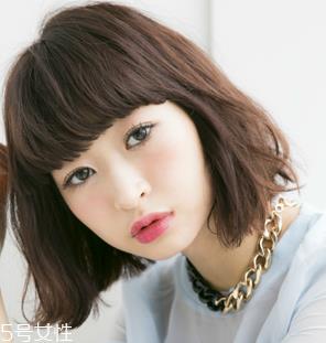 齐腮短发怎么扎丸子头 齐腮短发怎么打理好看 齐腮短发怎么扎丸子头 齐腮短发怎么打理好看