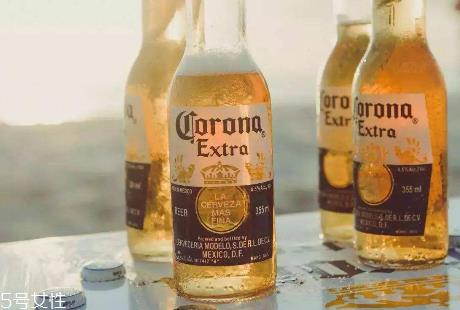 啤酒是碳酸饮料吗 属于这个类别 啤酒是碳酸饮料吗 属于这个类别