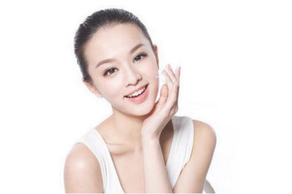 遮瑕和防晒霜哪个先用 遮瑕和防晒霜的顺序 遮瑕和防晒霜哪个先用 遮瑕和防晒霜的顺序