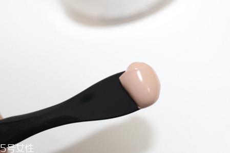 阿玛尼素颜霜遮颜效果如何 阿玛尼素颜霜使用效果图 阿玛尼素颜霜遮颜效果如何 阿玛尼素颜霜使用效果图