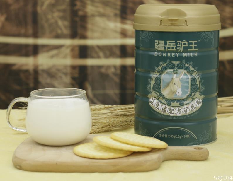 骆驼奶粉可以长期喝吗 能空腹喝骆驼奶粉吗 骆驼奶粉可以长期喝吗 能空腹喝骆驼奶粉吗