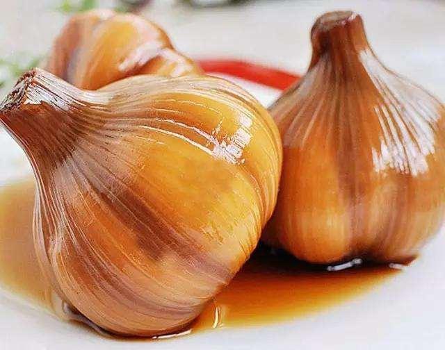 经常吃糖蒜有什么好处和坏处 经常吃糖蒜对身体有好处吗