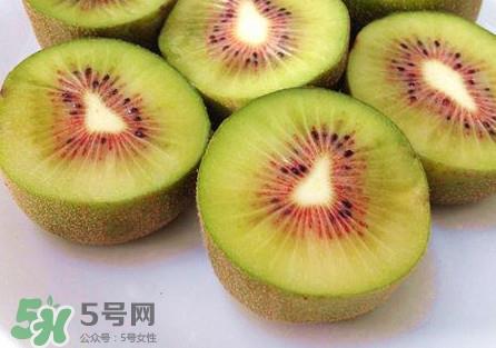 猕猴桃什么人不能吃?猕猴桃和酸奶能一起吃吗 猕猴桃什么人不能吃?猕猴桃和酸奶能一起吃吗