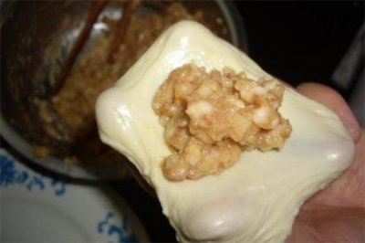 ​水面筋包肉的做法 水面筋有营养吗