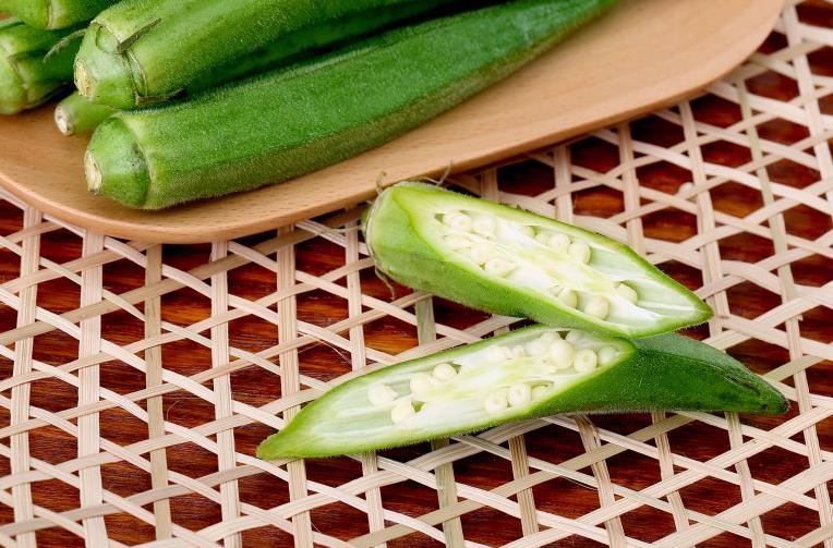 男人吃秋葵有什么好处 男人吃秋葵的功效与作用 男人吃秋葵有什么好处 男人吃秋葵的功效与作用