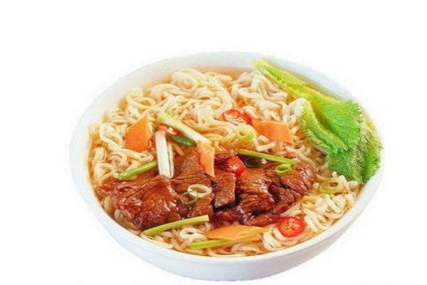 方便面的成分有什么呢 方便面为什么会发胖呢 方便面的成分有什么呢 方便面为什么会发胖呢