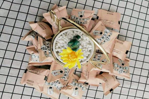 老金磨方黑芝麻丸可以生发吗 老金磨方黑芝麻丸会胖吗 老金磨方黑芝麻丸可以生发吗 老金磨方黑芝麻丸会胖吗