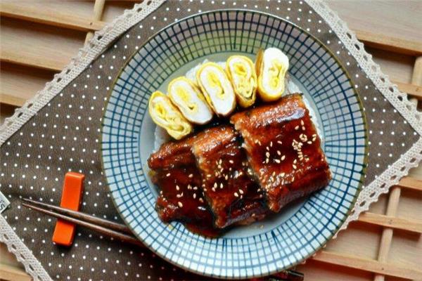 鳗鱼什么人不能吃 鳗鱼可以经常吃吗 鳗鱼什么人不能吃 鳗鱼可以经常吃吗