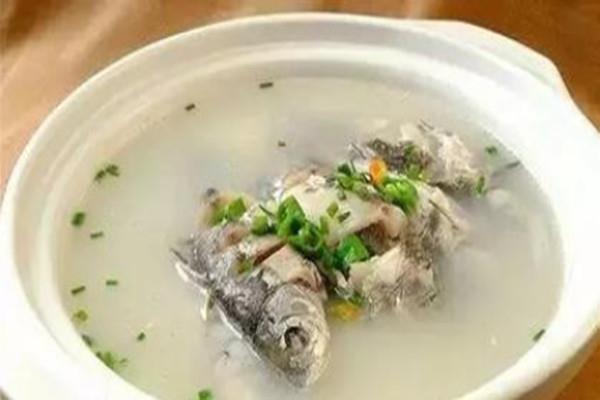 痛风病人能喝鱼汤吗 痛风好了能喝鱼汤吗 痛风病人能喝鱼汤吗 痛风好了能喝鱼汤吗