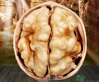 纸皮核桃和薄皮核桃的区别？纸皮核桃和薄皮核桃哪个好？