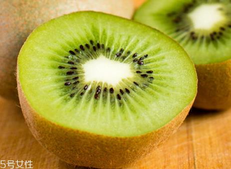 徐香猕猴桃硬的能吃吗 徐香猕猴桃硬好吃吗 徐香猕猴桃硬的能吃吗 徐香猕猴桃硬好吃吗