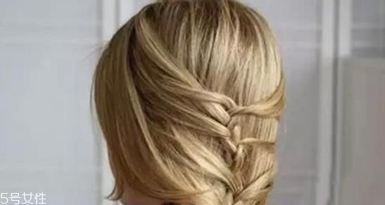 美人鱼编发怎么自己编 美人鱼自己编发教程 美人鱼编发怎么自己编 美人鱼自己编发教程