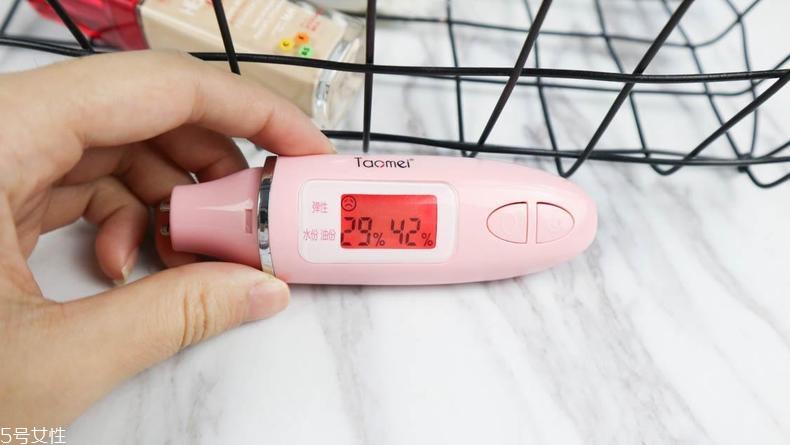 妙巴黎和catrice粉底液哪个好 油皮用catrice防脱妆 妙巴黎和catrice粉底液哪个好 油皮用catrice防脱妆