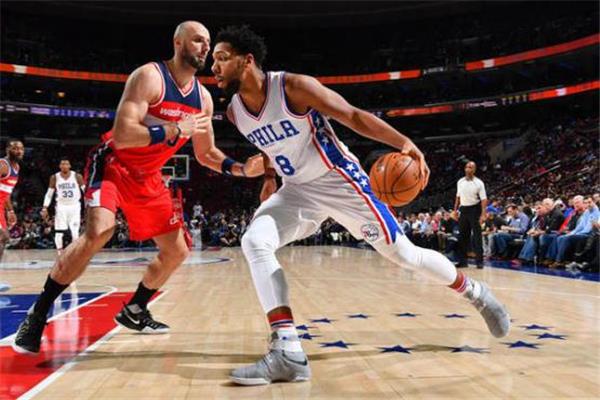 内线球员适合什么球鞋 缓震很关键 内线球员适合什么球鞋 缓震很关键