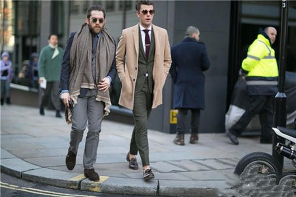 穿西装不想打领带怎么办 西装怎么搭配显年轻 穿西装不想打领带怎么办 西装怎么搭配显年轻