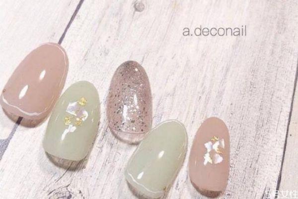 可撕拉指甲油的优点和缺点 可撕拉指甲油怎么涂不掉下来 可撕拉指甲油的优点和缺点 可撕拉指甲油怎么涂不掉下来