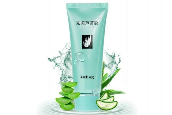 芦荟胶早上用还是晚上用 晚上芦荟胶涂脸的正确用法 芦荟胶早上用还是晚上用 晚上芦荟胶涂脸的正确用法