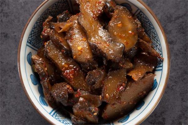 洋姜的皮能吃吗 洋姜可以直接吃吗 洋姜的皮能吃吗 洋姜可以直接吃吗