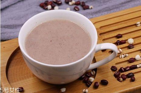薏米粉什么时候喝最好 薏米粉最佳食用时间 薏米粉什么时候喝最好 薏米粉最佳食用时间