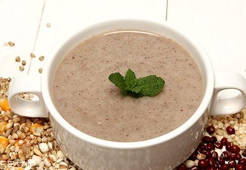 薏米粉什么时候喝最好 薏米粉最佳食用时间 薏米粉什么时候喝最好 薏米粉最佳食用时间