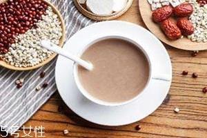 薏米粉什么时候喝最好 薏米粉最佳食用时间 薏米粉什么时候喝最好 薏米粉最佳食用时间