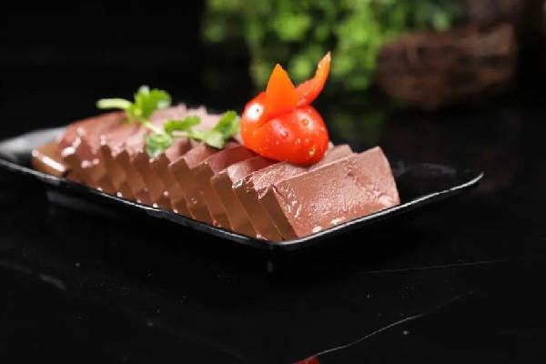 鸭血属于动物内脏吗 鸭血属于高嘌呤食物吗 鸭血属于动物内脏吗 鸭血属于高嘌呤食物吗