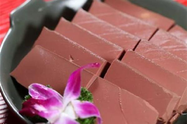 鸭血属于动物内脏吗 鸭血属于高嘌呤食物吗 鸭血属于动物内脏吗 鸭血属于高嘌呤食物吗